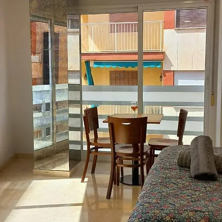 Holiday Centre Deluxe Rum i privatbostad Alicante